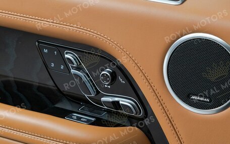 Land Rover Range Rover IV рестайлинг, 2020 год, 8 190 000 рублей, 12 фотография