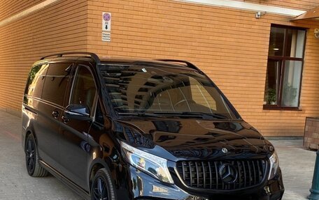 Mercedes-Benz V-Класс, 2019 год, 4 799 000 рублей, 4 фотография