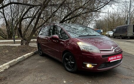 Citroen C4 Picasso II рестайлинг, 2007 год, 680 000 рублей, 2 фотография
