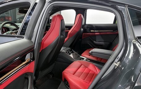 Porsche Panamera, 2024 год, 17 500 000 рублей, 10 фотография