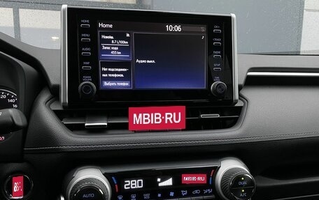 Toyota RAV4, 2019 год, 2 999 000 рублей, 19 фотография