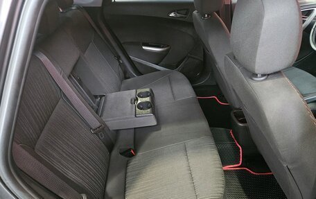 Opel Astra J, 2010 год, 835 000 рублей, 13 фотография