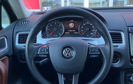 Volkswagen Touareg III, 2017 год, 2 990 000 рублей, 11 фотография