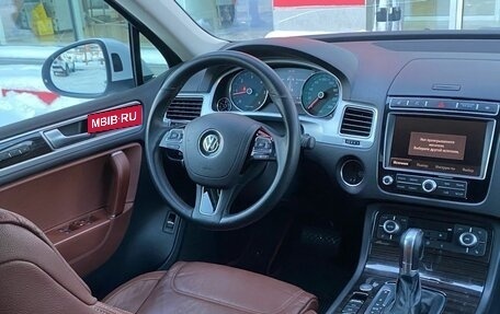 Volkswagen Touareg III, 2017 год, 2 990 000 рублей, 10 фотография