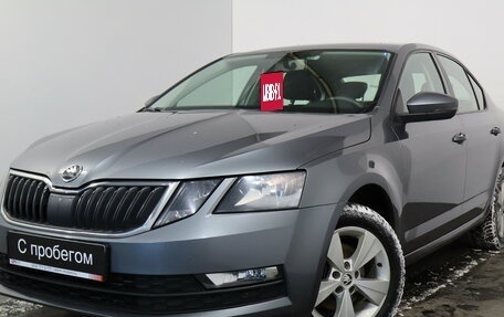 Skoda Octavia, 2018 год, 999 000 рублей, 3 фотография