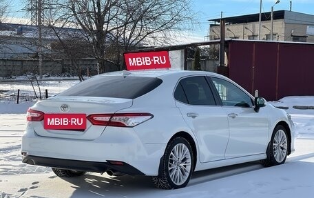 Toyota Camry, 2019 год, 2 790 000 рублей, 3 фотография