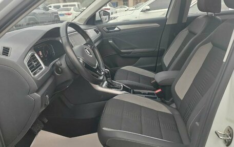 Volkswagen T-Roc I, 2022 год, 2 190 000 рублей, 6 фотография