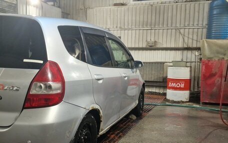 Honda Fit III, 2001 год, 295 000 рублей, 14 фотография