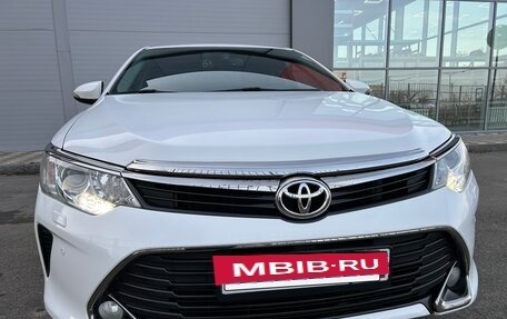 Toyota Camry, 2016 год, 2 630 000 рублей, 7 фотография