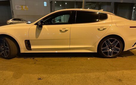 KIA Stinger I, 2021 год, 2 920 000 рублей, 3 фотография