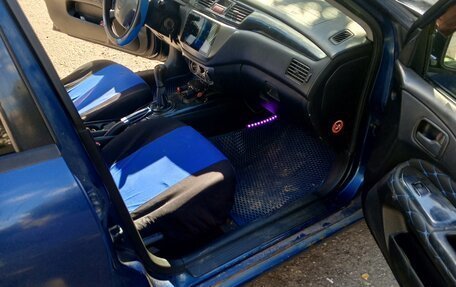 Mitsubishi Lancer IX, 2003 год, 250 000 рублей, 10 фотография