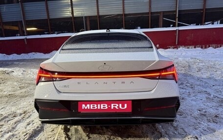 Hyundai Elantra, 2024 год, 2 350 000 рублей, 4 фотография