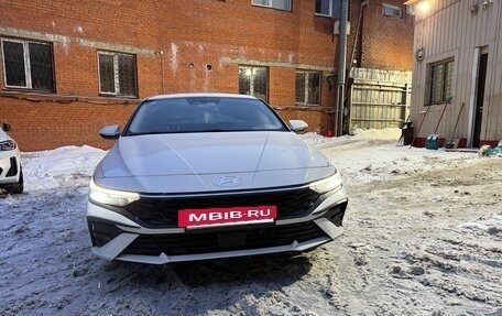 Hyundai Elantra, 2024 год, 2 350 000 рублей, 2 фотография