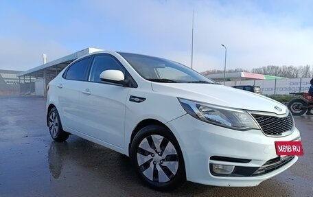 KIA Rio III рестайлинг, 2015 год, 900 000 рублей, 2 фотография