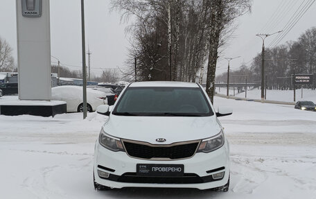 KIA Rio III рестайлинг, 2015 год, 1 000 000 рублей, 2 фотография
