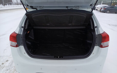 KIA Rio III рестайлинг, 2015 год, 1 000 000 рублей, 12 фотография