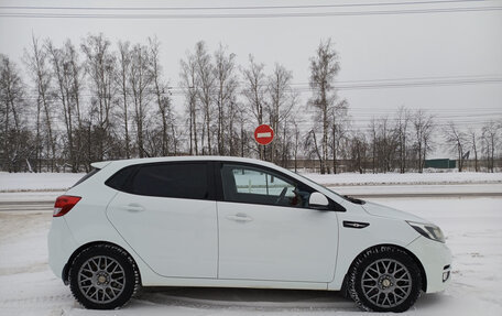 KIA Rio III рестайлинг, 2015 год, 1 000 000 рублей, 5 фотография