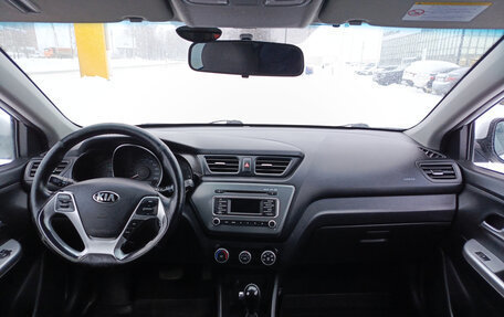 KIA Rio III рестайлинг, 2015 год, 1 000 000 рублей, 17 фотография