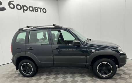 Chevrolet Niva I рестайлинг, 2019 год, 910 000 рублей, 7 фотография