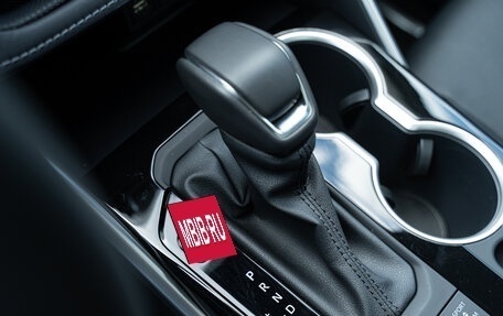 Toyota Highlander, 2025 год, 6 190 000 рублей, 35 фотография