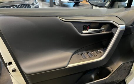 Toyota RAV4, 2025 год, 4 490 000 рублей, 15 фотография