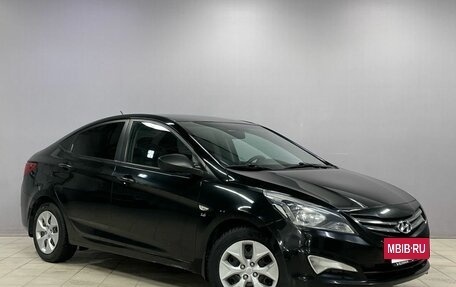 Hyundai Solaris II рестайлинг, 2015 год, 950 000 рублей, 3 фотография