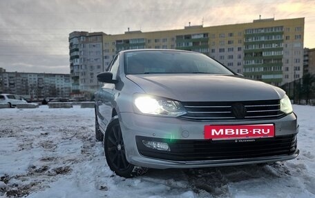 Volkswagen Polo VI (EU Market), 2018 год, 1 050 000 рублей, 3 фотография