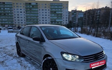 Volkswagen Polo VI (EU Market), 2018 год, 1 050 000 рублей, 5 фотография