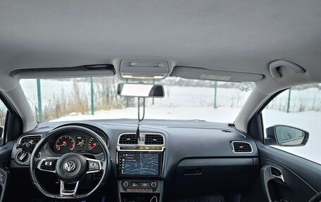 Volkswagen Polo VI (EU Market), 2018 год, 1 050 000 рублей, 19 фотография