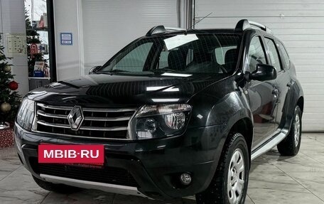 Renault Duster I рестайлинг, 2012 год, 889 000 рублей, 2 фотография