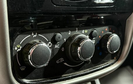 Renault Duster I рестайлинг, 2012 год, 889 000 рублей, 18 фотография