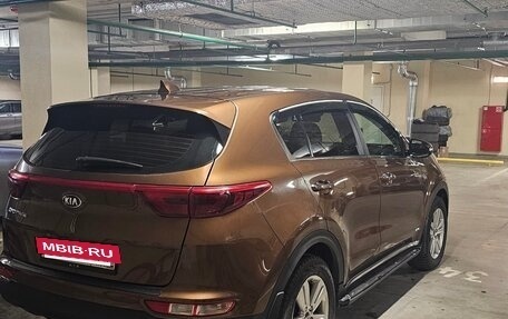 KIA Sportage IV рестайлинг, 2017 год, 1 850 000 рублей, 3 фотография