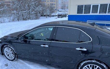 Toyota Camry, 2020 год, 2 990 000 рублей, 6 фотография