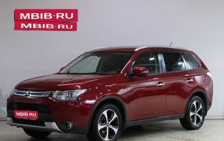 Mitsubishi Outlander III рестайлинг 3, 2014 год, 1 529 000 рублей, 1 фотография