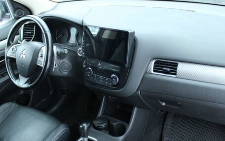 Mitsubishi Outlander III рестайлинг 3, 2014 год, 1 529 000 рублей, 24 фотография