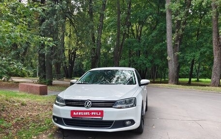 Volkswagen Jetta VI, 2012 год, 1 400 000 рублей, 4 фотография