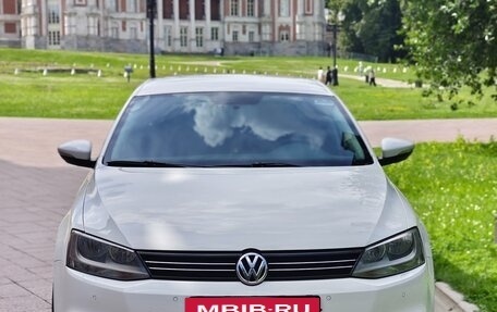 Volkswagen Jetta VI, 2012 год, 1 400 000 рублей, 9 фотография