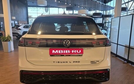 Volkswagen Tiguan, 2025 год, 5 040 000 рублей, 3 фотография
