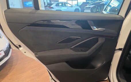 Volkswagen Tiguan, 2025 год, 5 040 000 рублей, 22 фотография