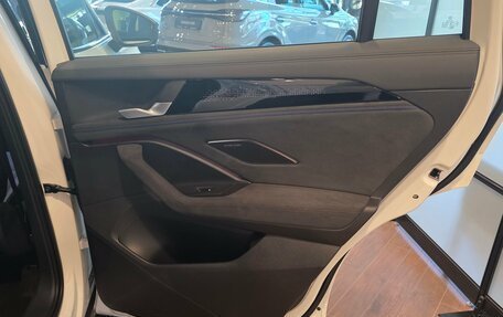 Volkswagen Tiguan, 2025 год, 5 040 000 рублей, 26 фотография