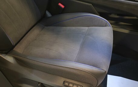 Volkswagen Tiguan, 2025 год, 5 040 000 рублей, 27 фотография