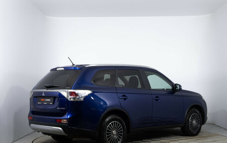 Mitsubishi Outlander III рестайлинг 3, 2014 год, 1 441 000 рублей, 5 фотография