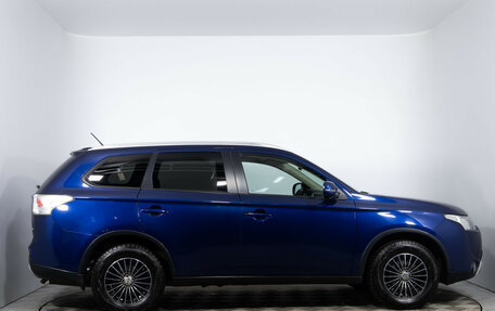 Mitsubishi Outlander III рестайлинг 3, 2014 год, 1 441 000 рублей, 4 фотография