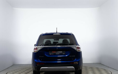 Mitsubishi Outlander III рестайлинг 3, 2014 год, 1 441 000 рублей, 6 фотография