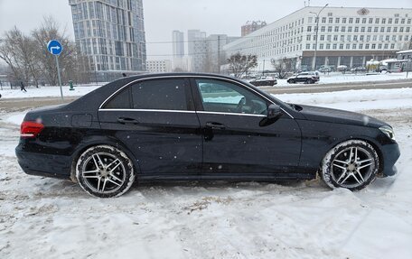 Mercedes-Benz E-Класс, 2015 год, 2 200 000 рублей, 14 фотография