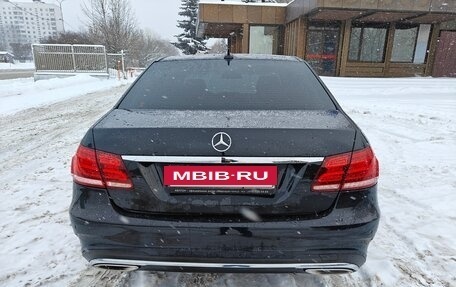 Mercedes-Benz E-Класс, 2015 год, 2 200 000 рублей, 13 фотография