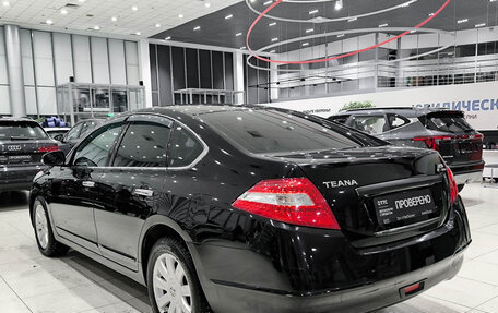 Nissan Teana, 2010 год, 850 000 рублей, 8 фотография