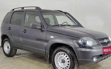 Chevrolet Niva I рестайлинг, 2019 год, 877 000 рублей, 3 фотография