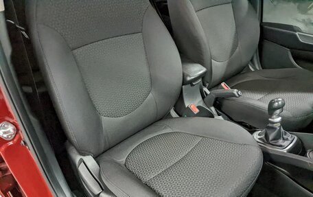 KIA Rio III рестайлинг, 2014 год, 745 000 рублей, 19 фотография