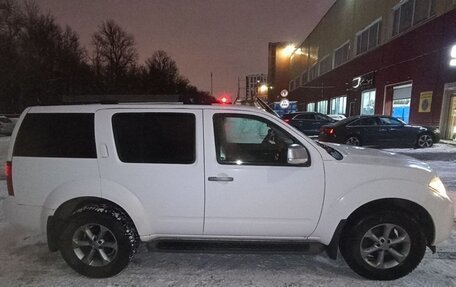 Nissan Pathfinder, 2014 год, 1 599 000 рублей, 2 фотография